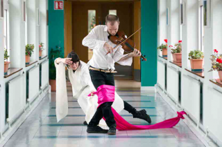 Image shown: Justin Grounds (violinist) and Inma Pavon (dancer) performing Last Dance at Clonakilty Hospital as part of the Arts for Health Partnership Programme. Photo credit: Clare Keogh.