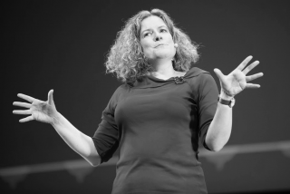 Image shown: Dr Jane Bentley.